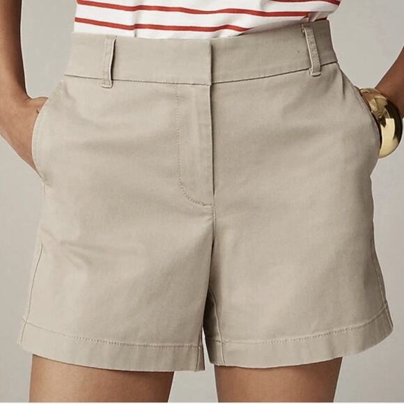 J. Crew Women's 5" Stretch Chino Khaki Tailored Shorts Pockets Size 14 EUC - Picture 3 of 8